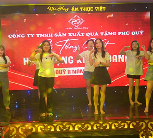 TỔNG KẾT QUÝ II/2025 – VINH DANH NHỮNG CHIẾN BINH XUẤT SẮC CỦA PHÚ QUÝ