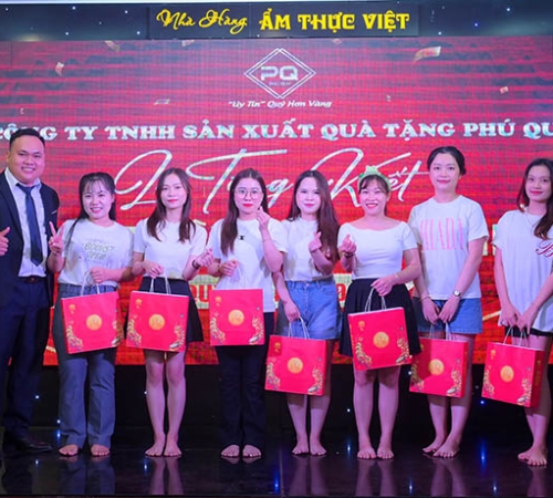 TỔNG KẾT QUÝ II/2025 – VINH DANH NHỮNG CHIẾN BINH XUẤT SẮC CỦA PHÚ QUÝ