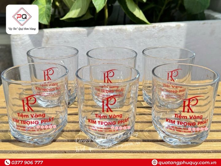 LY THUỶ TINH IN LOGO TIỆM VÀNG KIM TRỌNG PHÁT